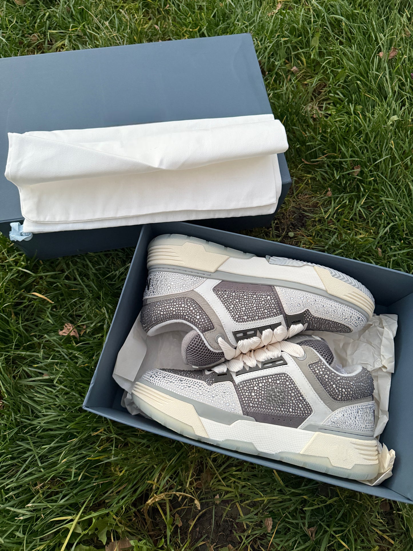 Amir MA-1 gray rhinestone